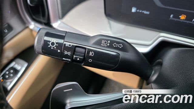 Kia Sorento 2023 — ფოტო 12/35