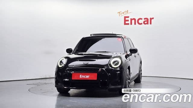 Mini Cooper S 2022 — ფოტო 3/20