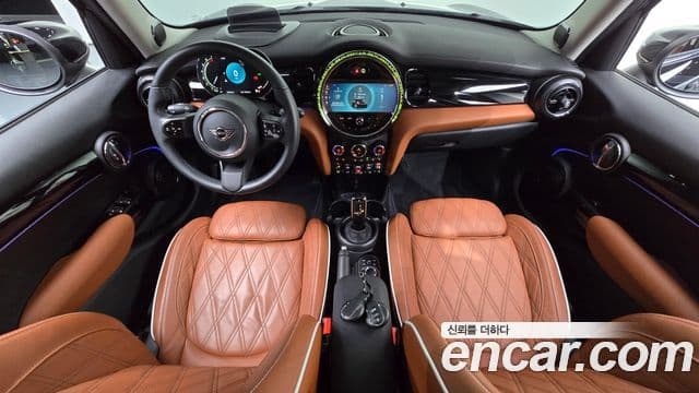 Mini Cooper S 2022 — ფოტო 7/20