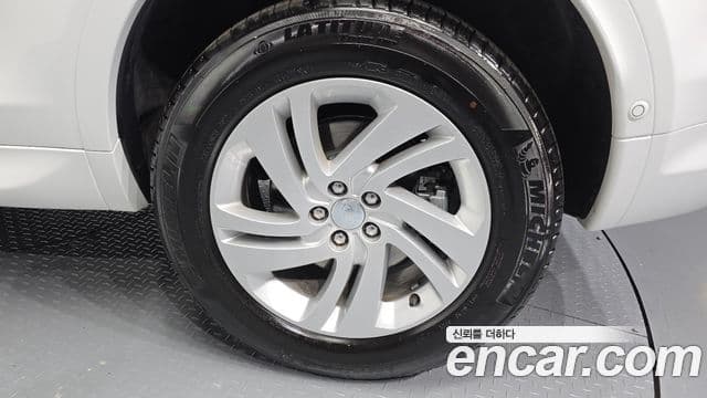 Land Rover Discovery Sport 2025 — Photo 1/32