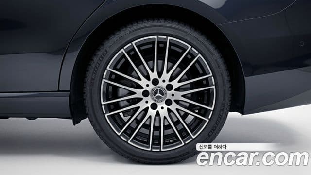 Mercedes-Benz C-Class 2022 — Şəkil 4/11