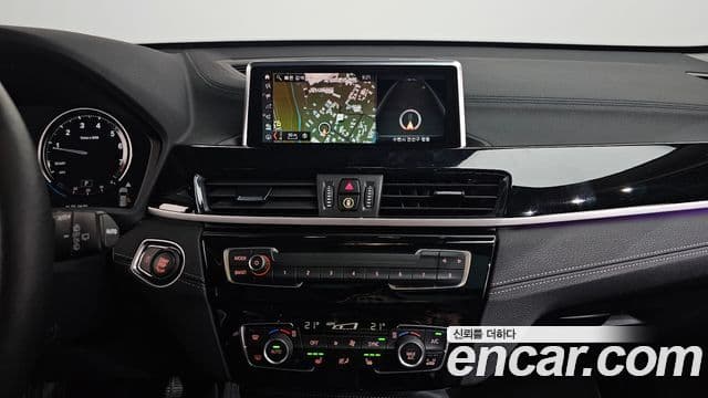 BMW X1 2022 — ფოტო 12/20