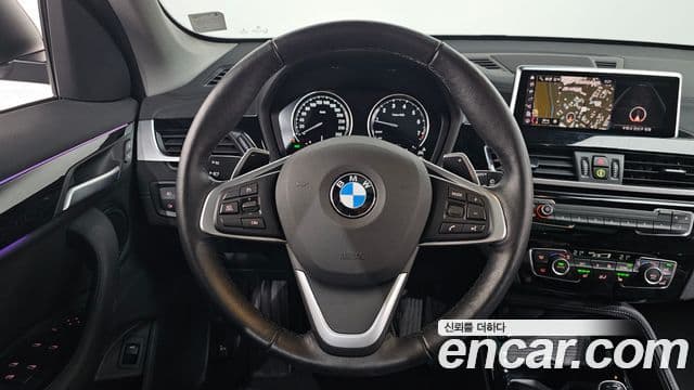 BMW X1 2022 — ფოტო 13/20