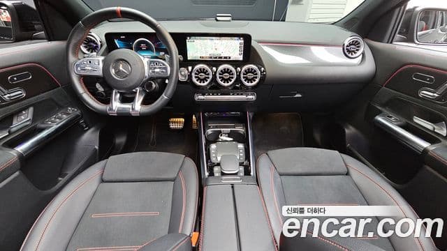 Mercedes-Benz GLA-Class 2022 — ფოტო 7/20