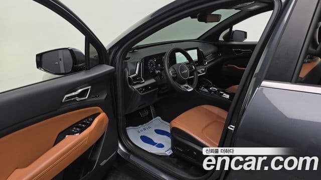 Kia Sportage 2023 — Şəkil 8/20