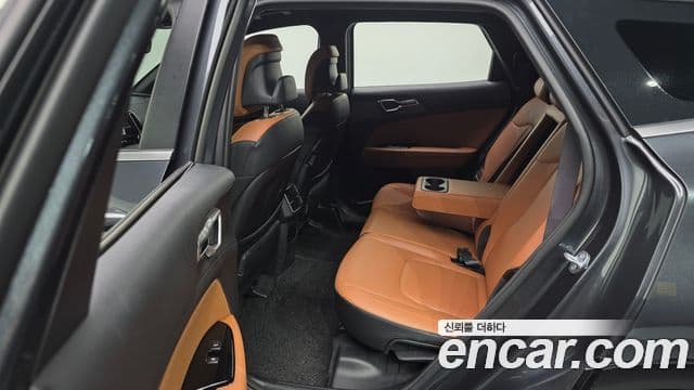 Kia Sportage 2023 — Şəkil 18/20