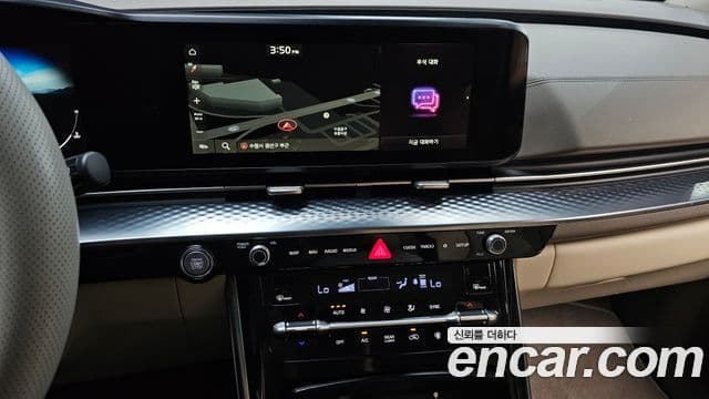 Kia Carnival 2021 — ფოტო 13/20