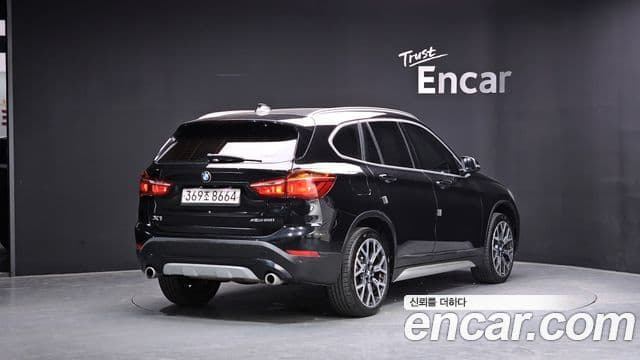 BMW X1 2022 — Şəkil 2/20
