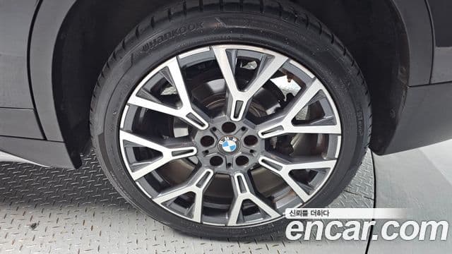 BMW X1 2022 — Şəkil 5/20