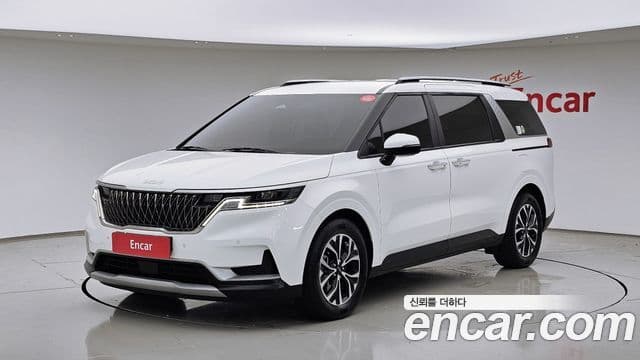 Kia Carnival 2023 — Фото 1/20