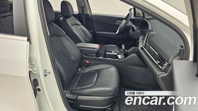Kia Sportage 2022 — ფოტო 11/20