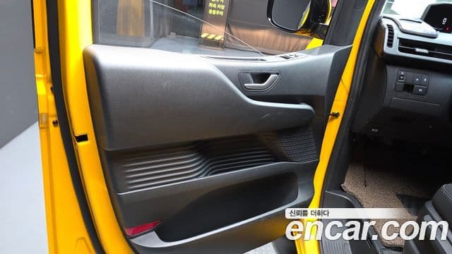 Hyundai Staria 2024 — Şəkil 7/34