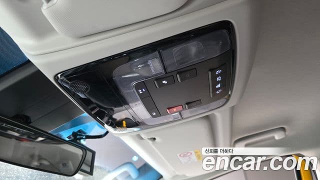 Hyundai Staria 2024 — Şəkil 27/34