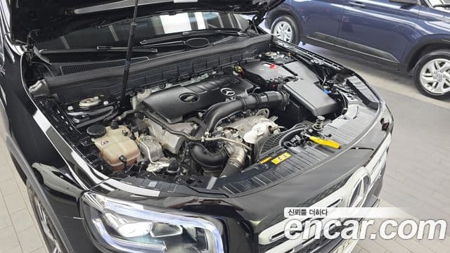 Mercedes-Benz GLB-Class 2021 — Şəkil 6/20