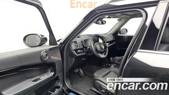 Mini Cooper Countryman 2023 — ფოტო 10/20