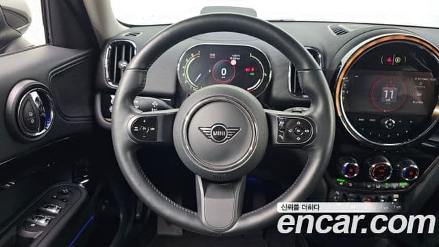 Mini Cooper Countryman 2023 — ფოტო 14/20