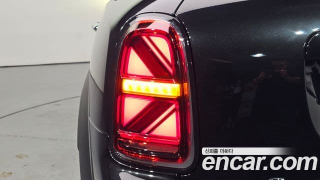 Mini Cooper Countryman 2023 — Photo 13/30