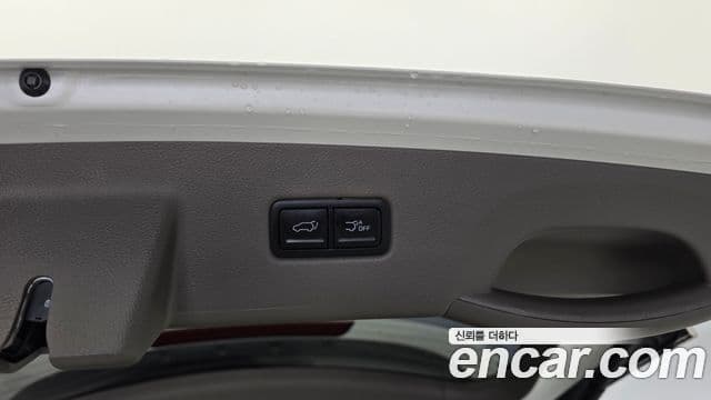 Kia Carnival 2021 — Şəkil 15/20