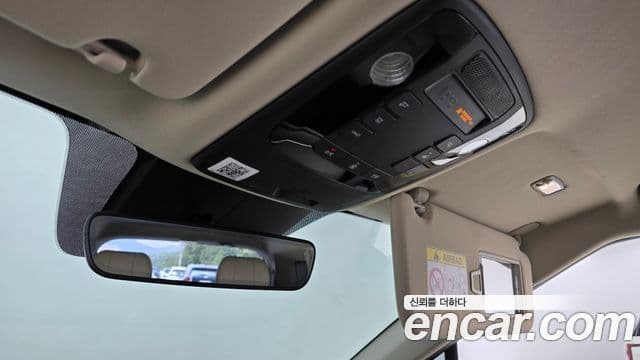 Kia Carnival 2021 — Şəkil 19/20