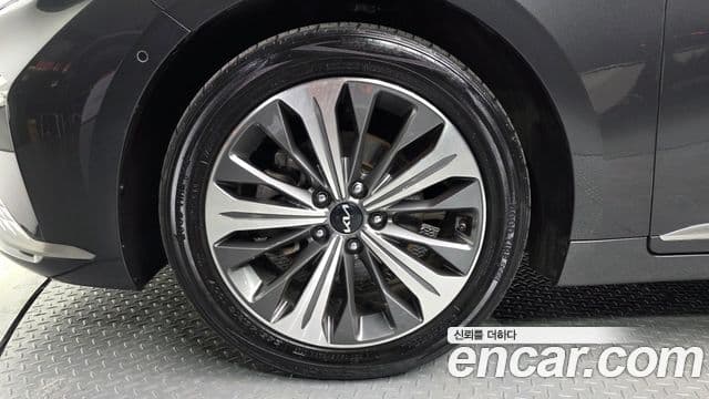 Kia K8 2022 — ფოტო 4/20