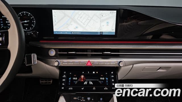 Hyundai Grandeur 2022 — ფოტო 12/20