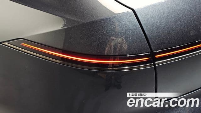 Hyundai Grandeur Hybrid 2022 — ფოტო 22/39