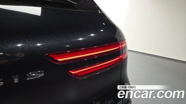 Genesis GV70 2021 — Photo 13/33