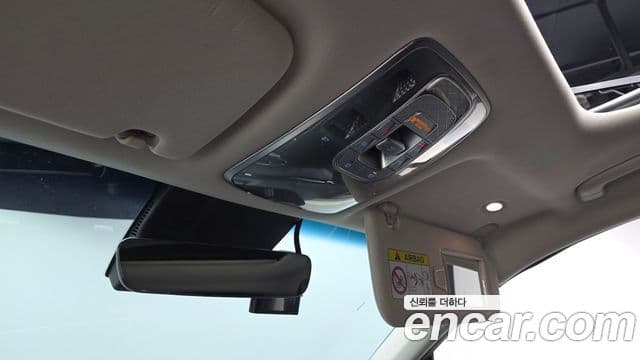 Genesis GV70 2021 — Photo 2/33