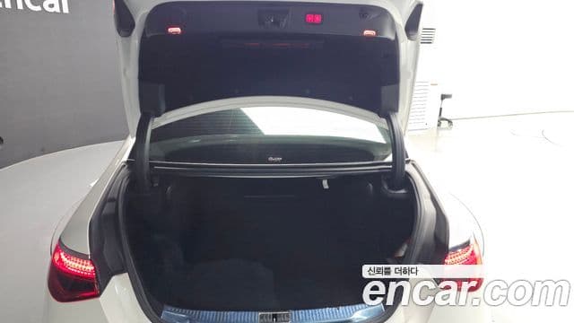 Mercedes-Benz S-Class 2022 — ფოტო 20/20
