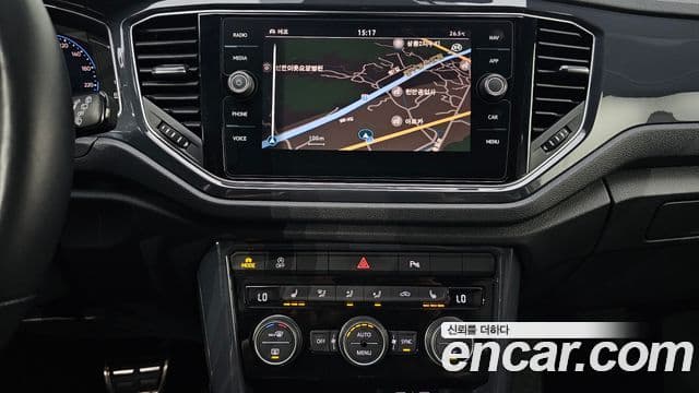 Volkswagen T-Roc 2021 — ფოტო 13/20
