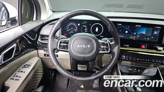 Kia Carnival 2024 — Photo 18/20
