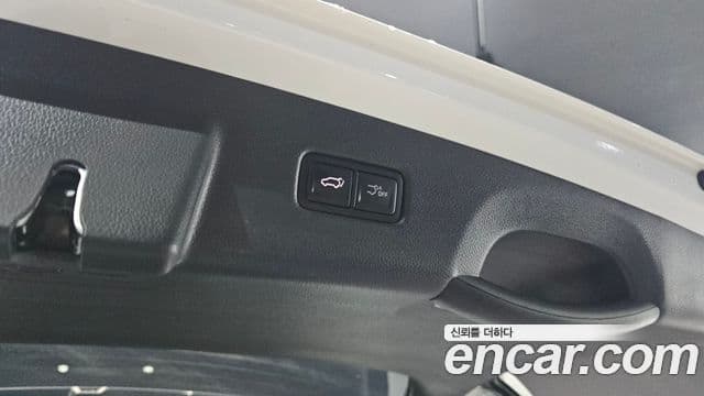 Kia Carnival 2024 — Photo 13/20