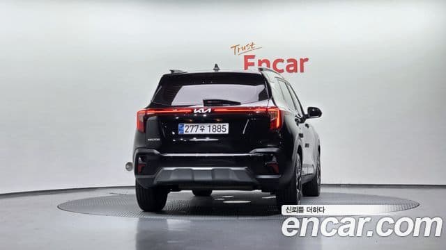 Kia Seltos 2023 — Şəkil 4/20