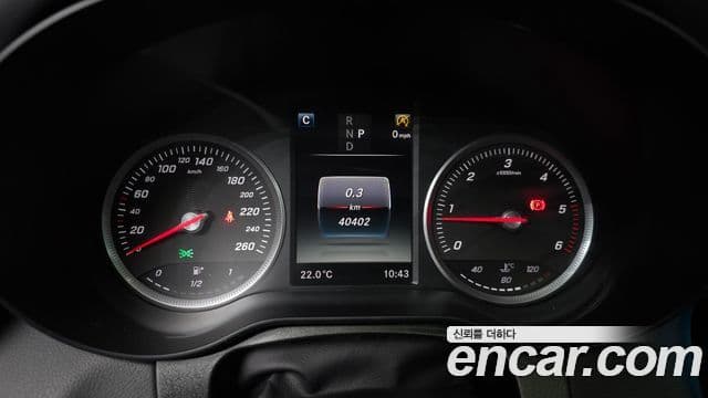 Mercedes-Benz GLC-Class 2018 — ფოტო 8/20