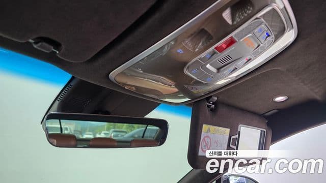 Genesis Electrified G80 2022 — Şəkil 17/20