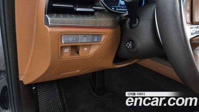 Genesis Electrified G80 2022 — ფოტო 18/20