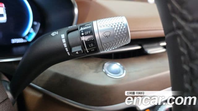 Genesis G80 2022 — Photo 15/20