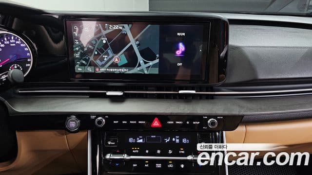 Kia Carnival 2023 — Фото 14/20