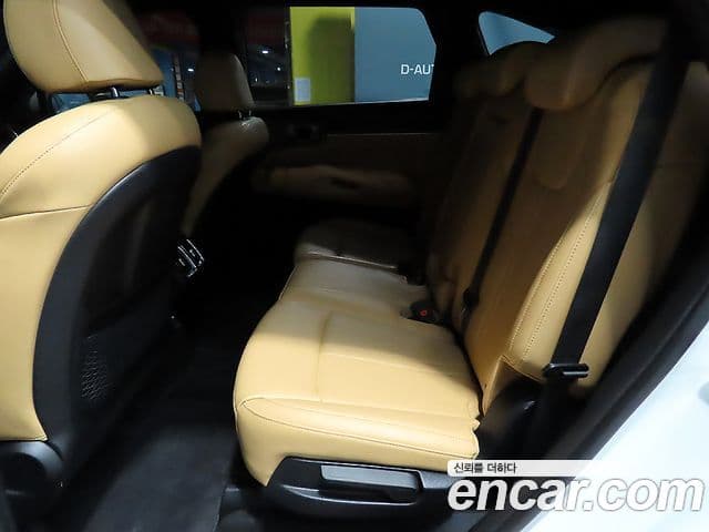 Kia Sorento 2023 — Şəkil 10/20