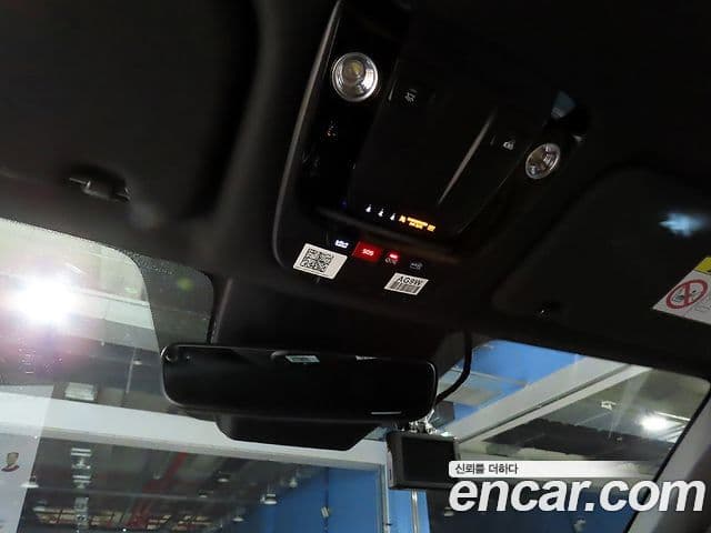 Kia Sorento 2023 — Şəkil 16/20