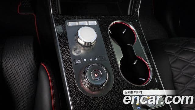 Genesis GV80 Coupe 2024 — Photo 12/20