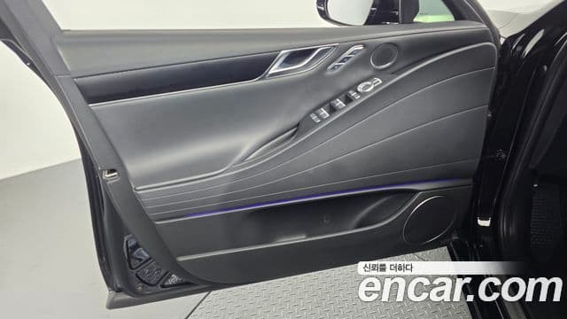 Genesis G80 2024 — Photo 16/38