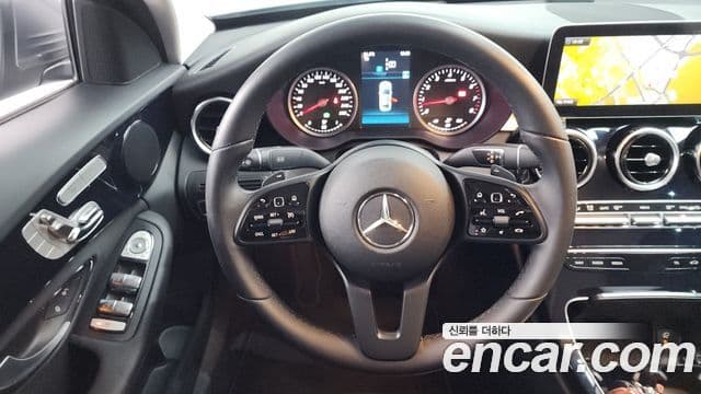 Mercedes-Benz C-Class 2019 — Şəkil 15/20