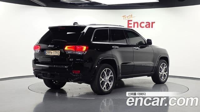 Jeep Grand Cherokee 2021 — Şəkil 2/20