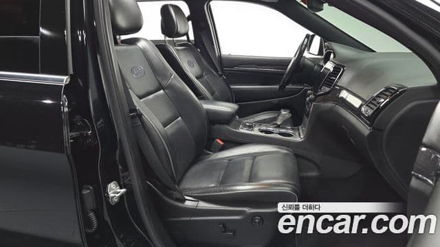 Jeep Grand Cherokee 2021 — Şəkil 12/20