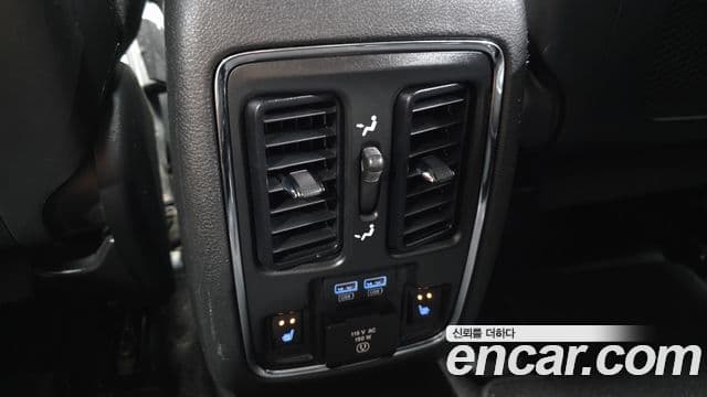 Jeep Grand Cherokee 2021 — Şəkil 19/20