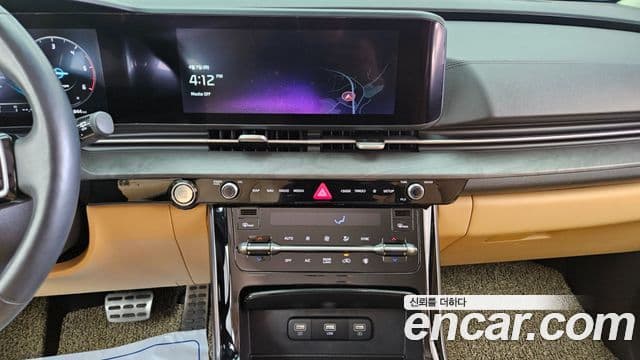 Kia Carnival 2021 — Şəkil 14/20