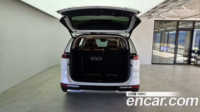 Kia Carnival 2021 — Şəkil 20/20