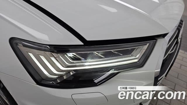 Audi A6 2023 — Photo 2/30