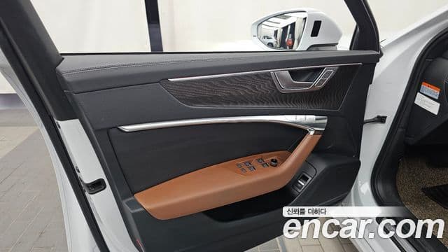 Audi A6 2023 — Photo 10/30